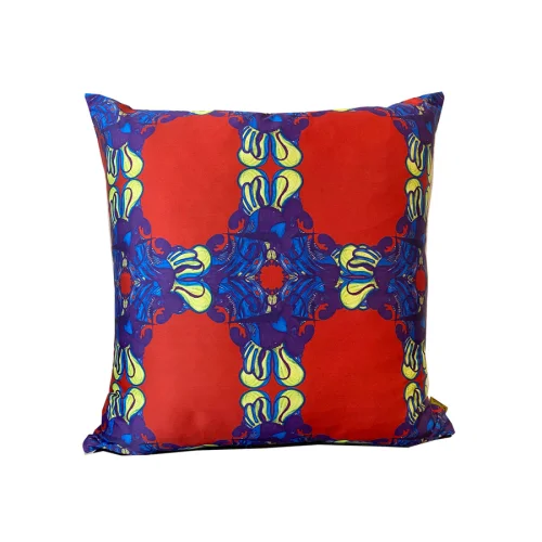 Design Madrigal - Stable X Pillow
