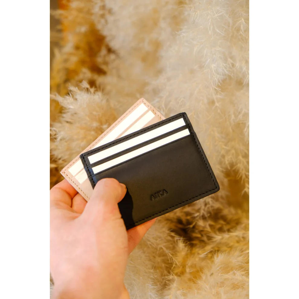 Aika Concept - Card Holder