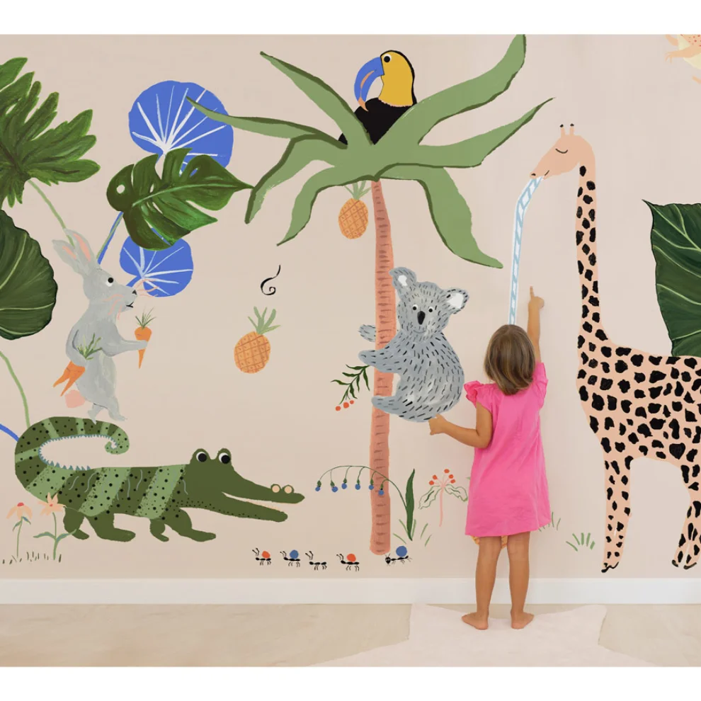 Pop by Gaea - La Festa Giraffe & Koala Mural
