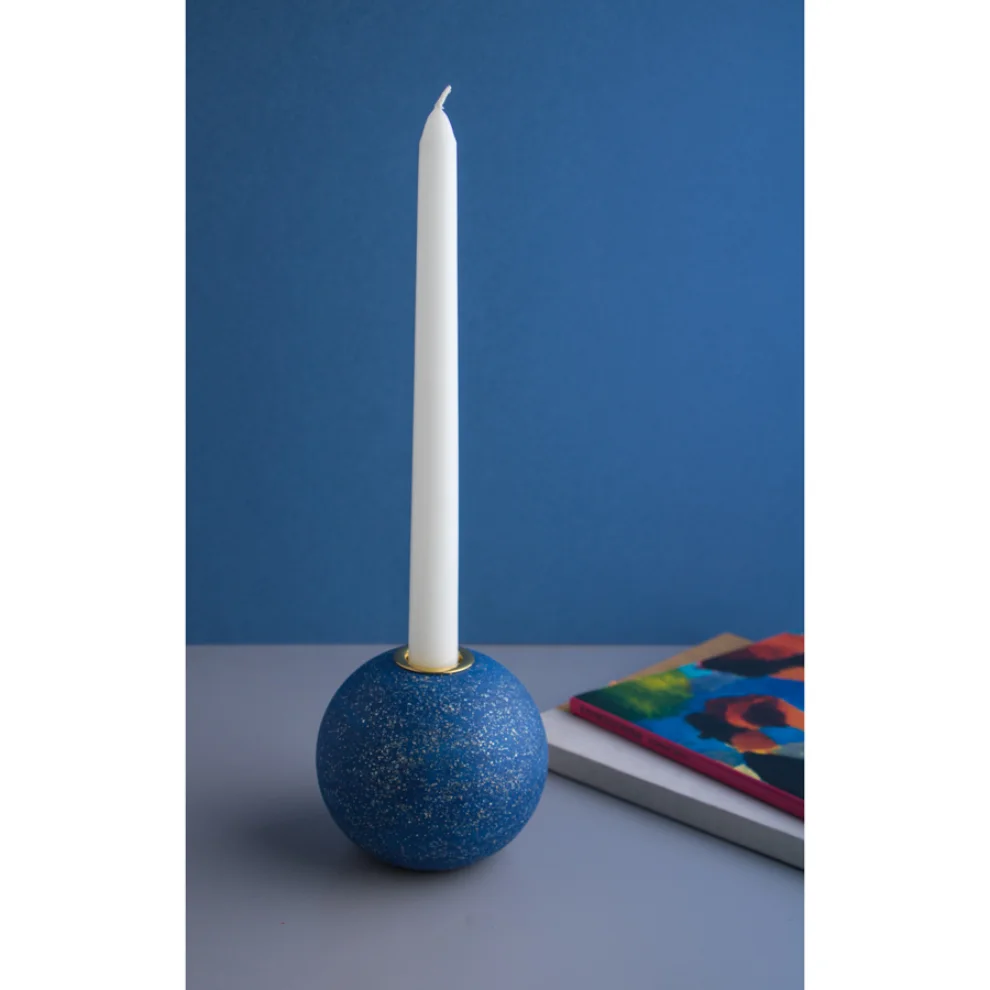 Maiizen	 - Comet Candle Holder