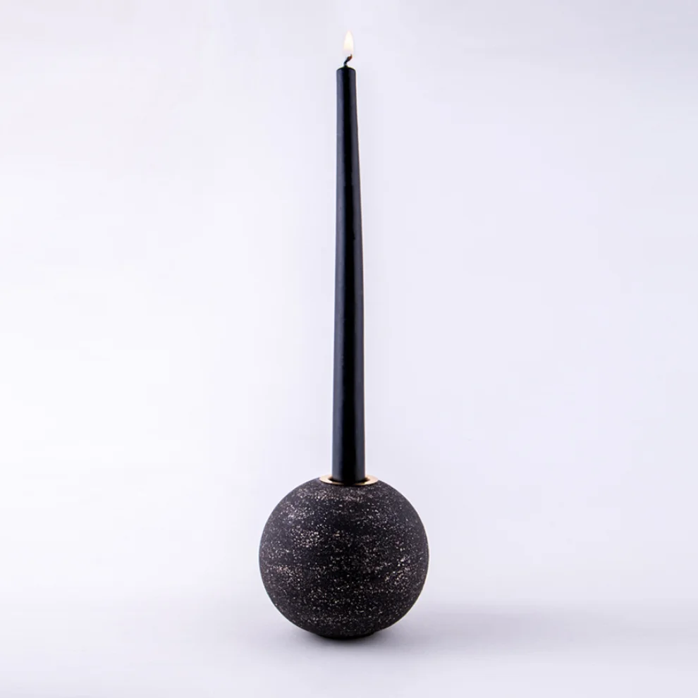 Maiizen	 - Comet Candle Holder