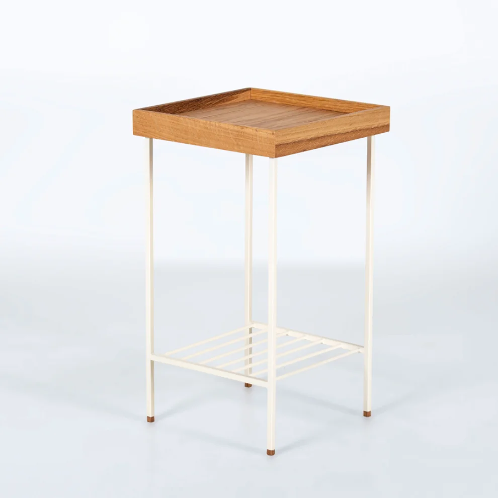 ANANAS - Edge Medium Table