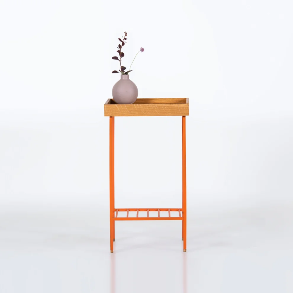 ANANAS - Edge Medium Table