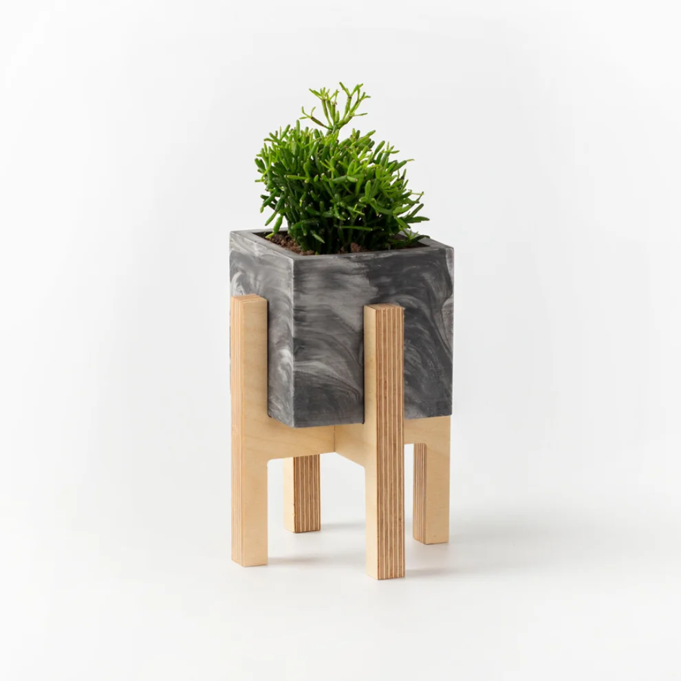 Womodesign - Concrete Flowerpot With Wooden Base - I