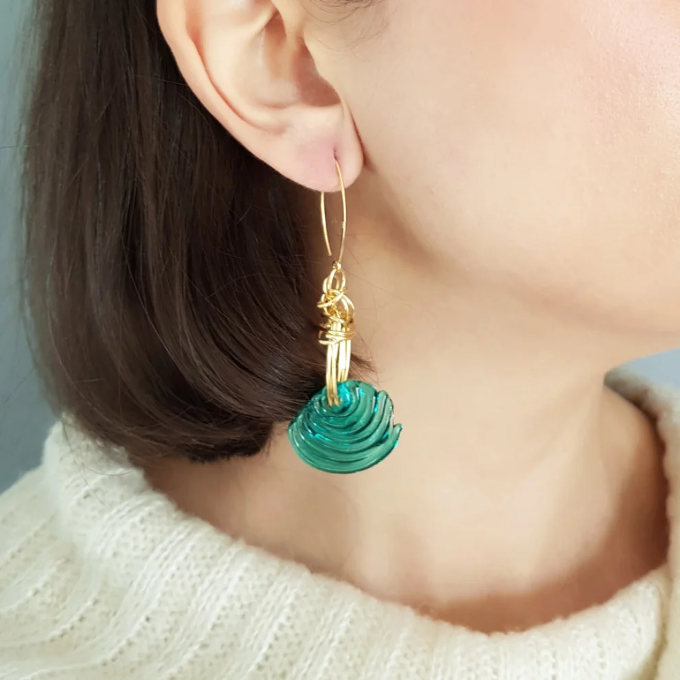 Şebnem Kurtul	 - Wave Earring