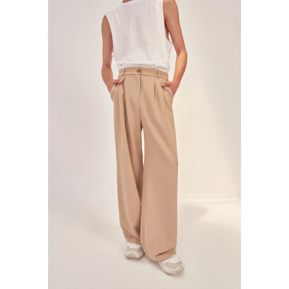 Jorah Closet - Jessy Pleated Pant