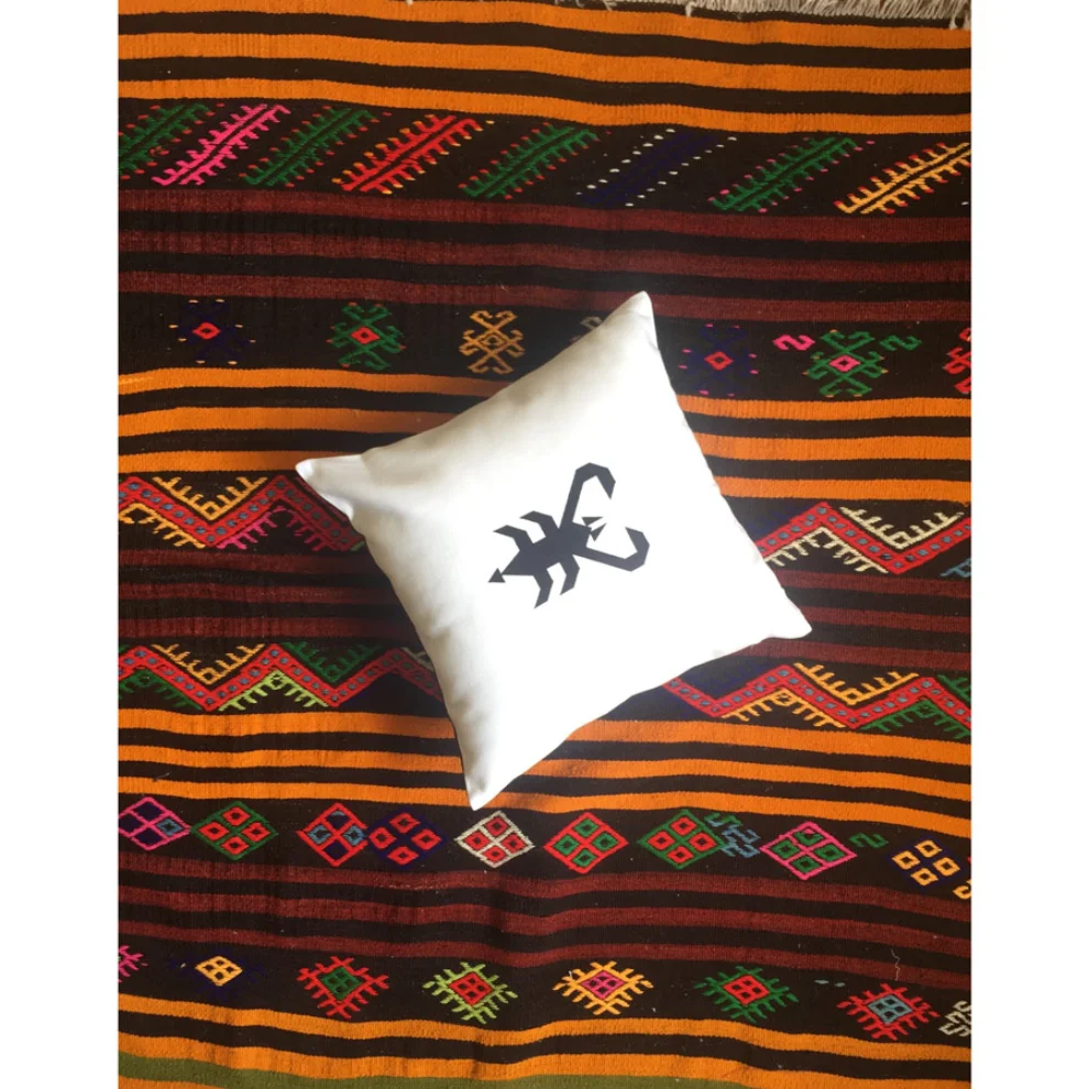 Bohemtolia - Astrotolia Scorpio Pillow Cover