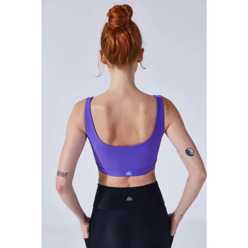 Vayu - Athena Zip Front Yoga Sports Bra