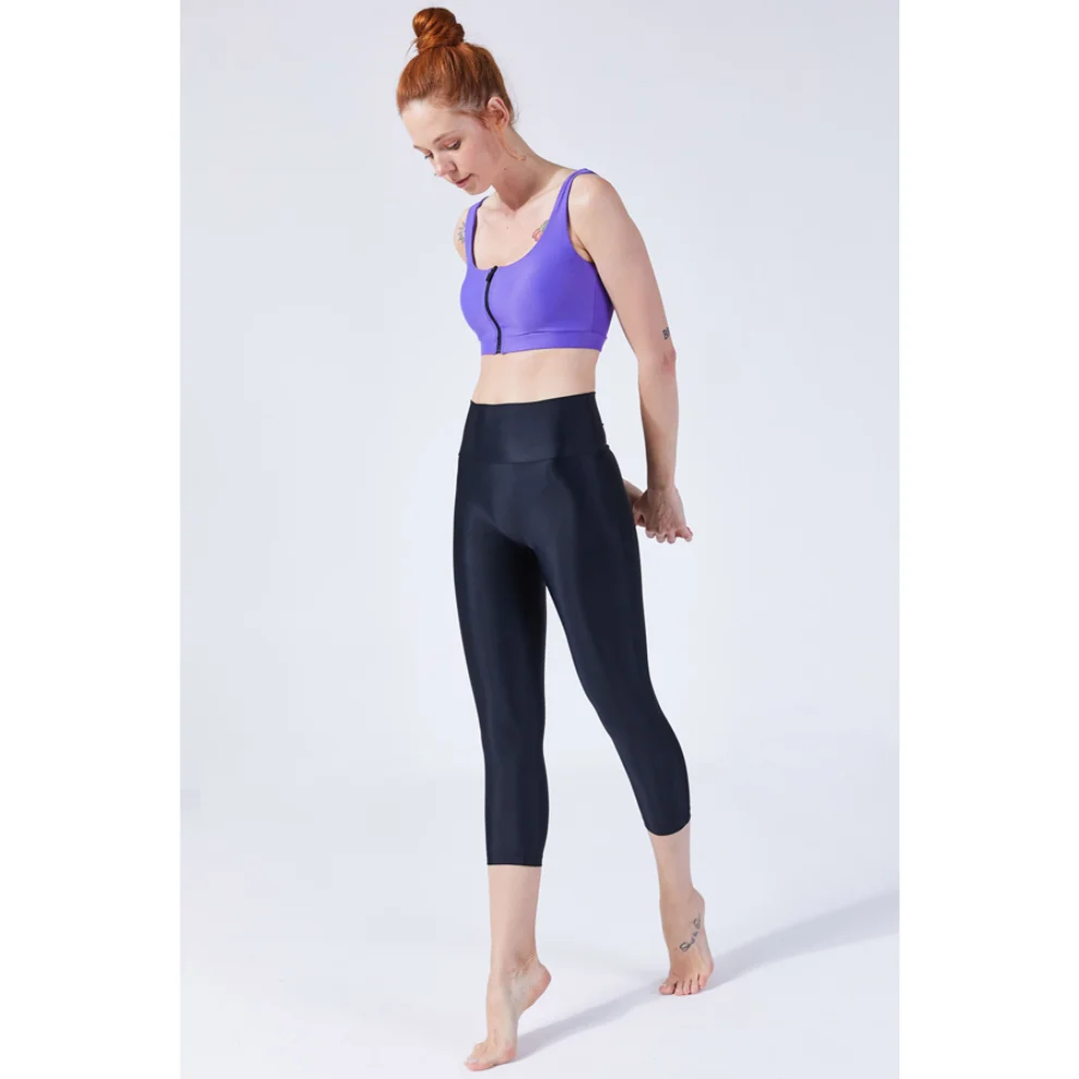 Vayu - Athena Zip Front Yoga Sports Bra