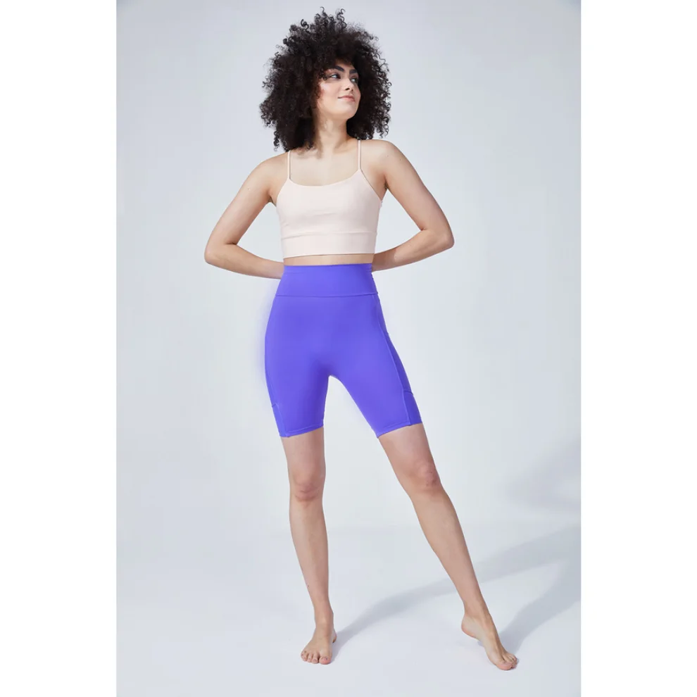 Vayu - Niks High Waisted Biker Short Leggings