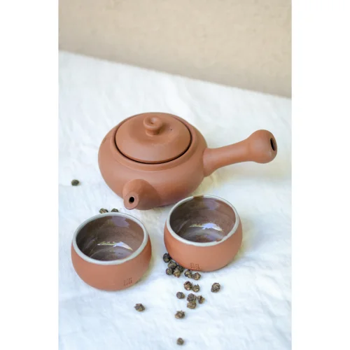 Red Clay Box - Dove Tea Pot