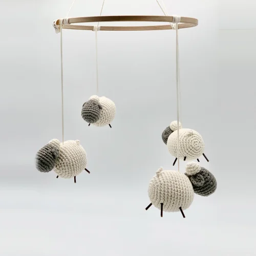 2 Stories - Amigurumi Little Lamb Mobile