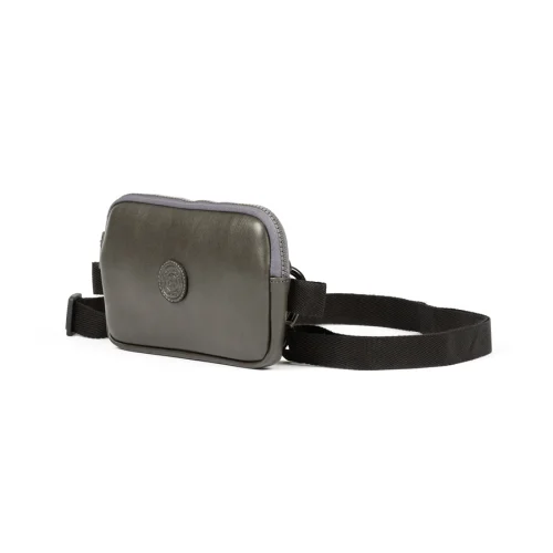 Design Studio Store - DD Travel Belt Bag - V