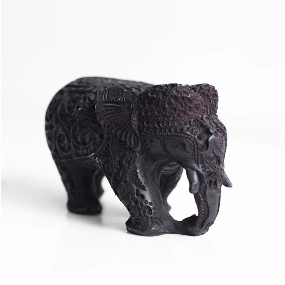 Tuhafier - Black Elephant Trinket