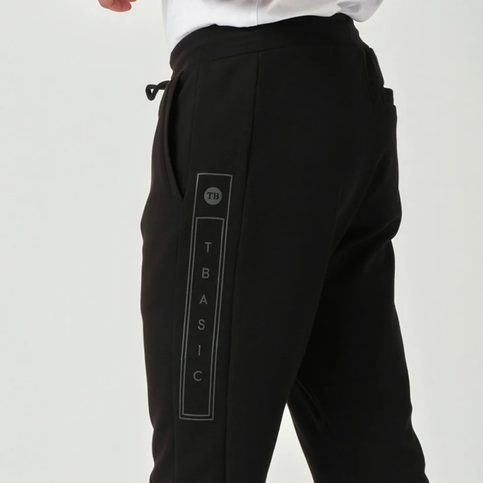 Tbasic - Reflector Strip Sweatpant 