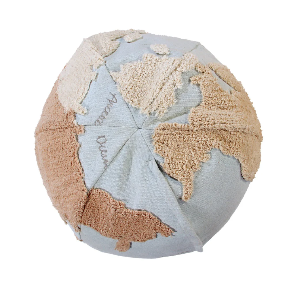 Lorena Canals	 - World Map Puf