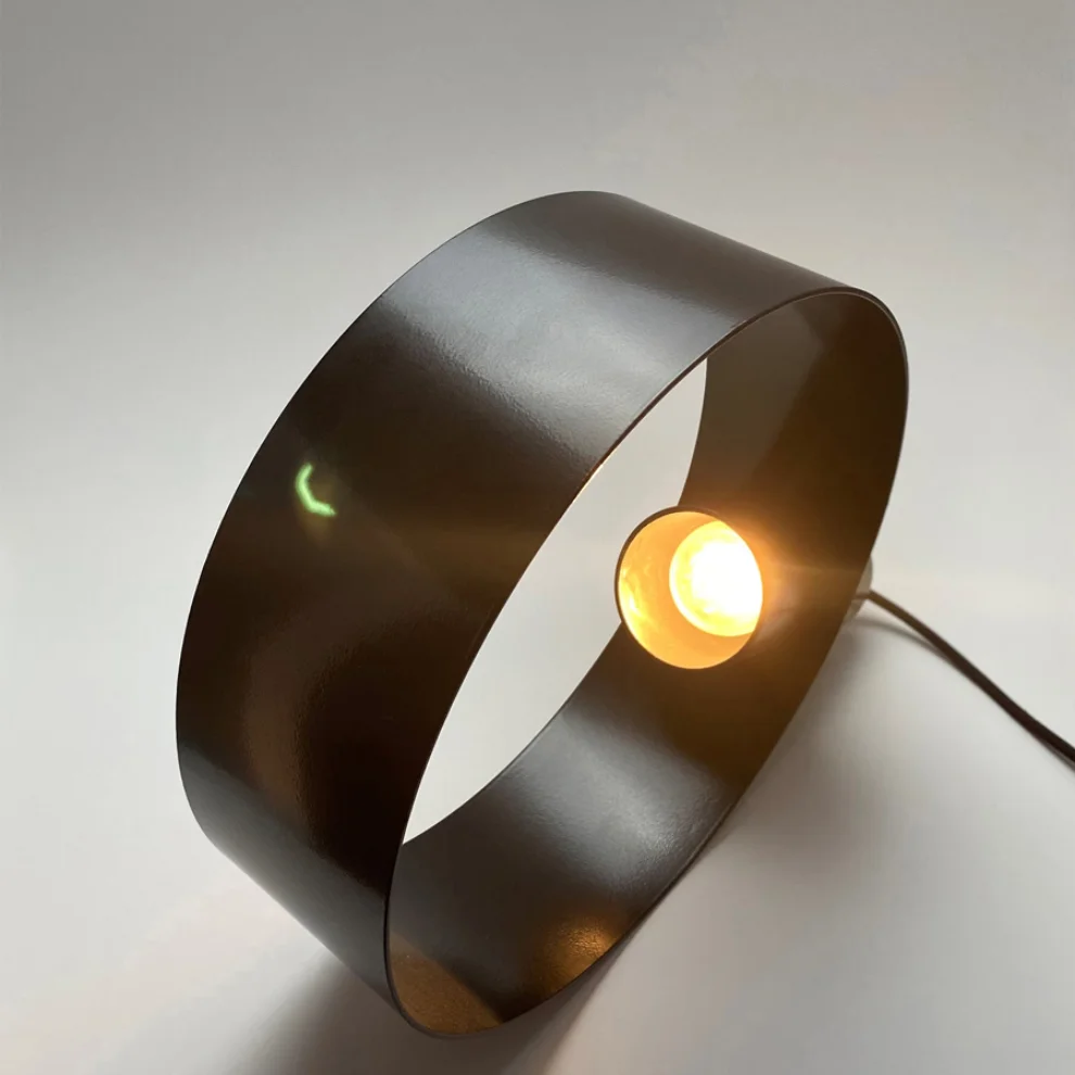 Famndesign - Hola Table Lamp