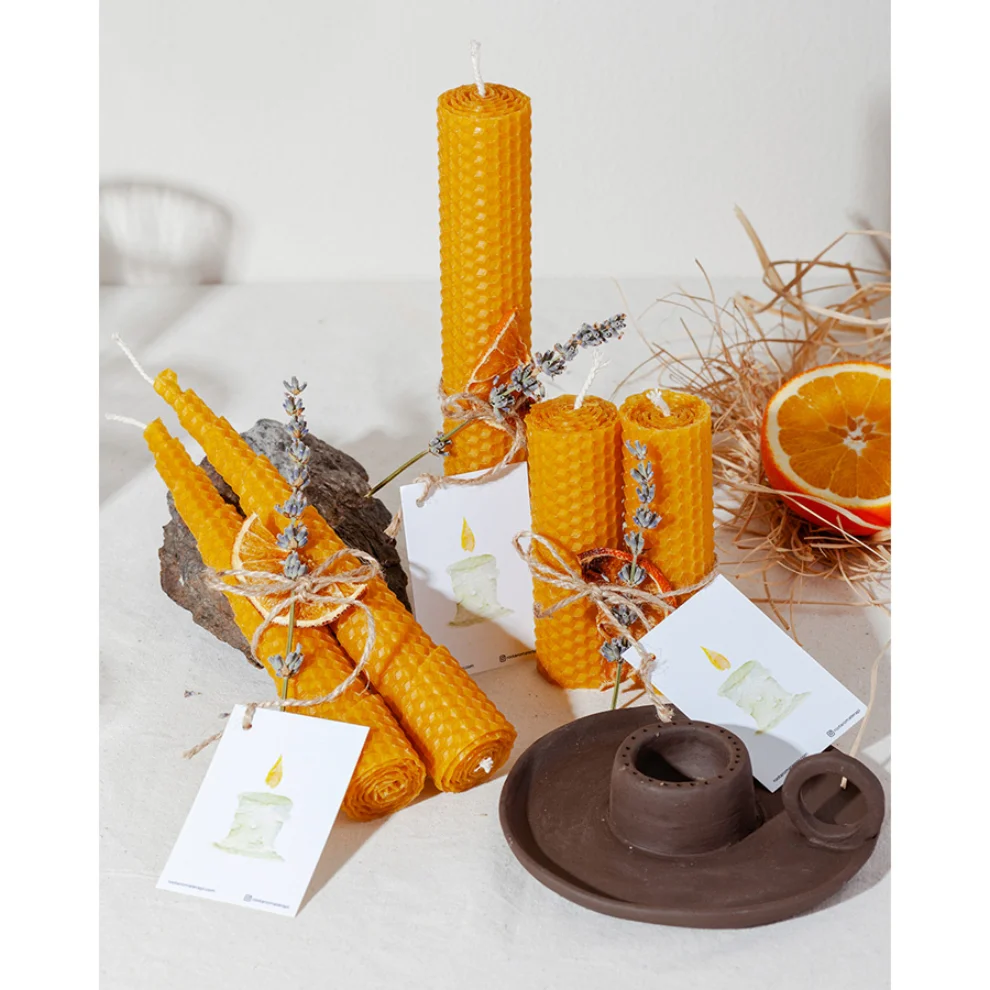 Root Aromaterapi - Set of 2  Diagonal Shape Rolled Natural Beeswax Candles 