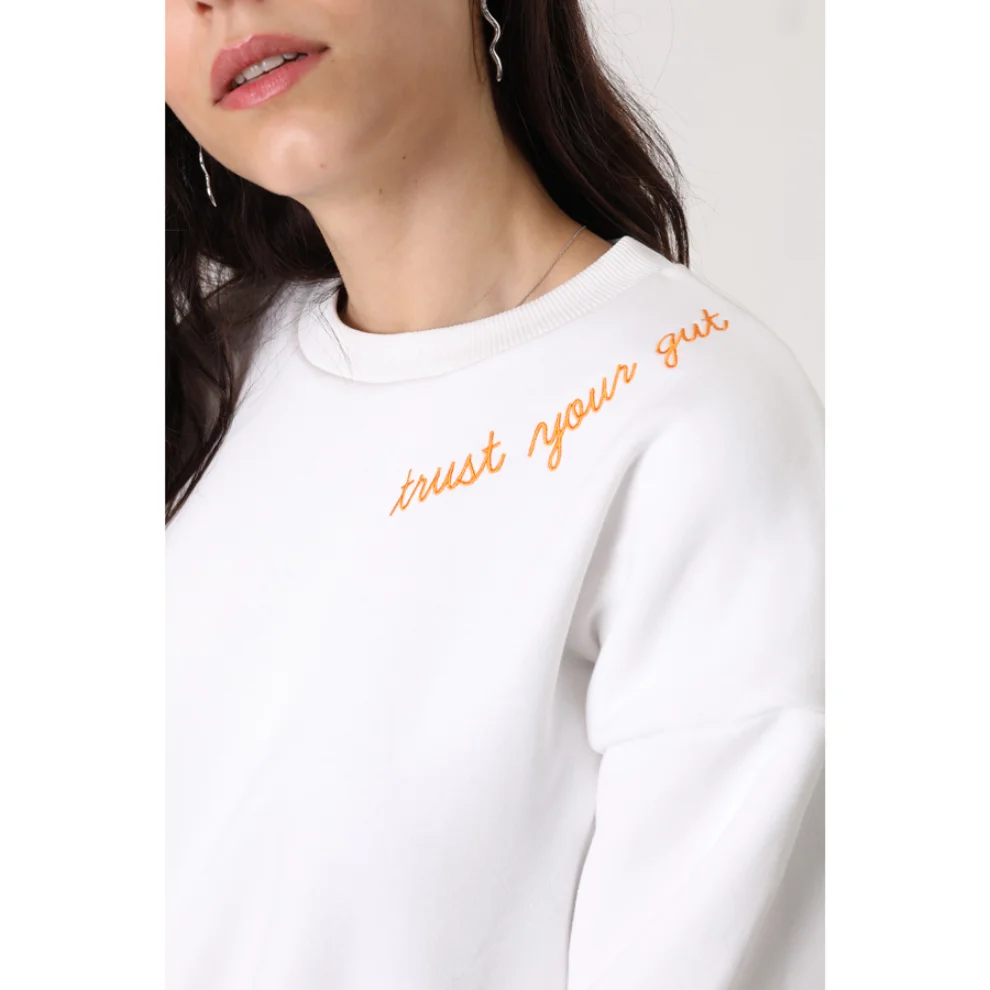 Heran - Trust Sweatshirt