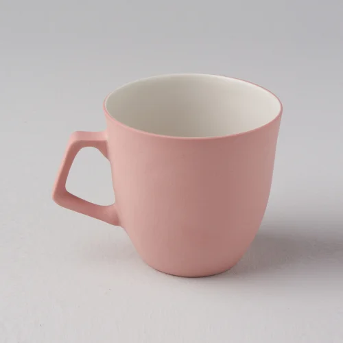 Esra Carus Studio - Americano Egg Cup