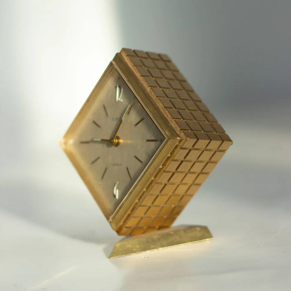 Tuhafier - Collectible Model Europa 7 Jewelery Alarm Clock