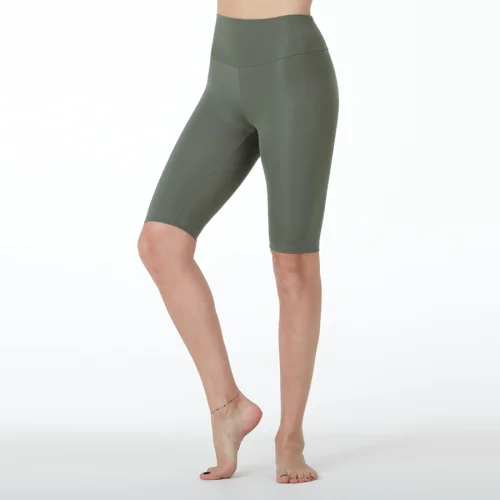 Nui Yoga - High Waist Short Leggings