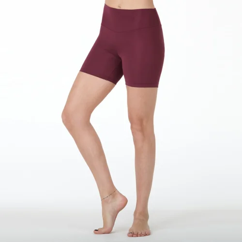 Nui Yoga - High Waist Mini Tights