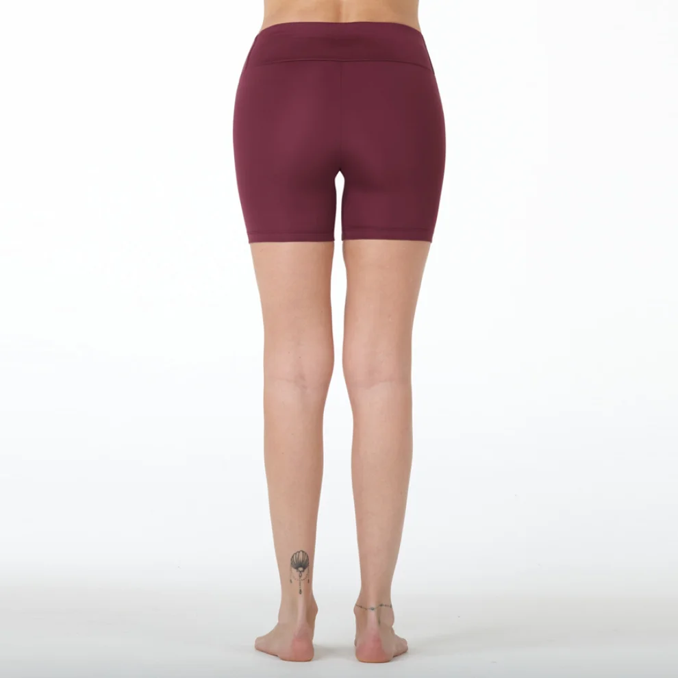 Nui Yoga - High Waist Mini Tights