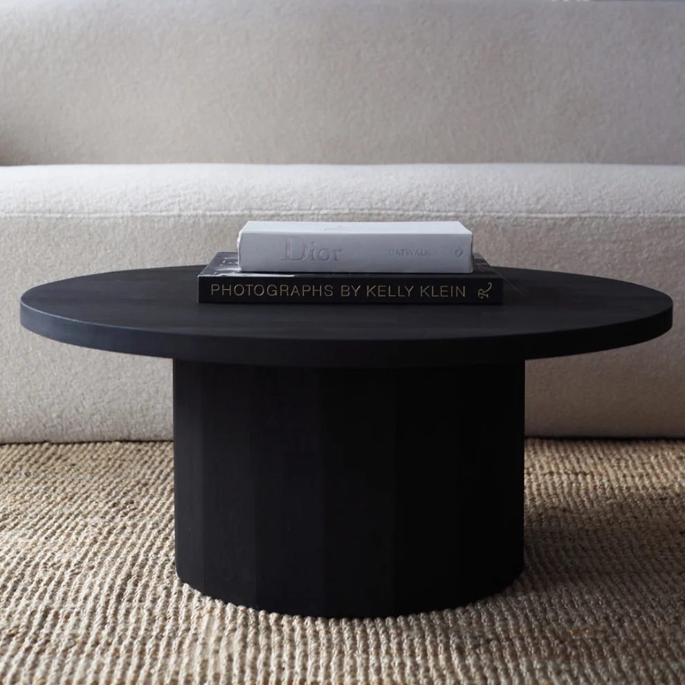 Tuca's Home - Royal Coffee Table
