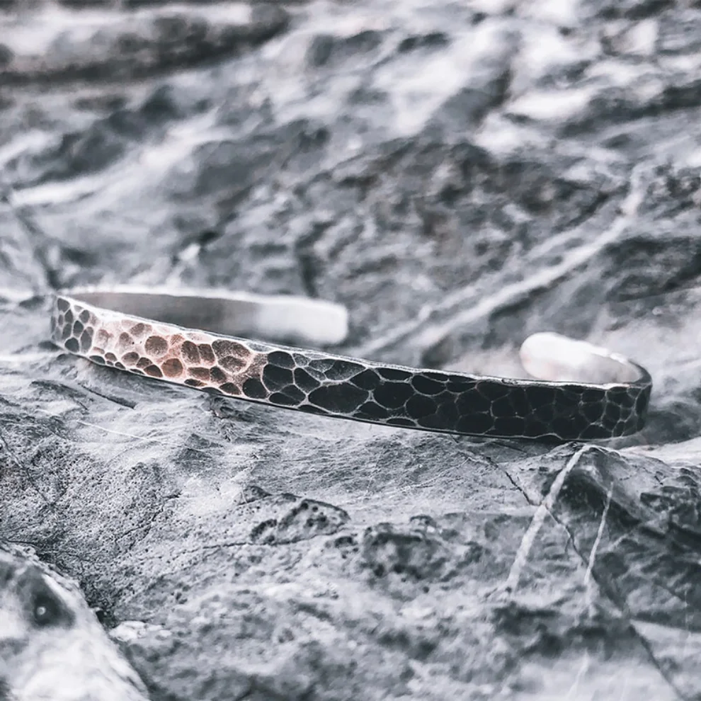 Spark Atölye - Hammered Oxide Silver Bracelet