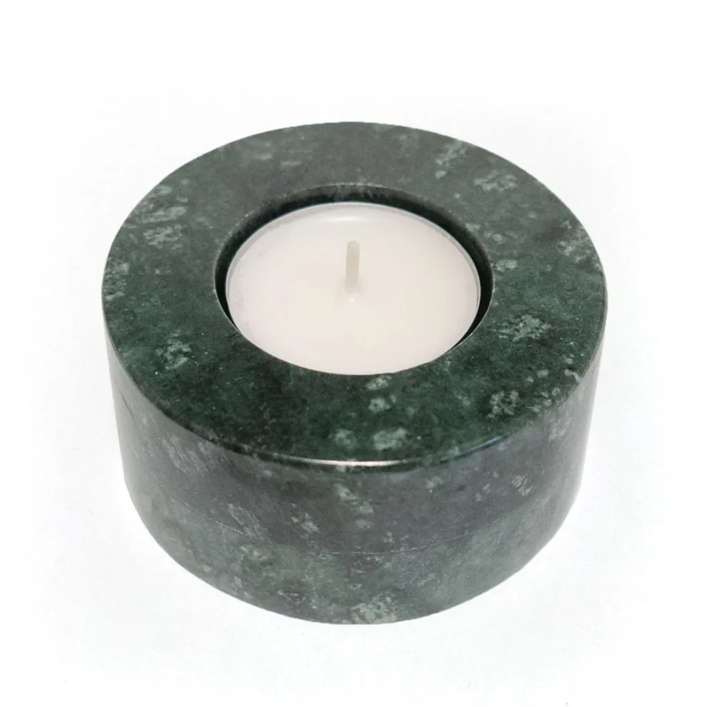 Yasu Living - Single Candle Holder