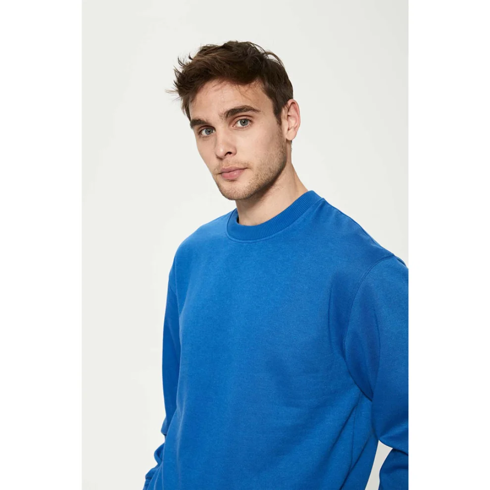 Eoselio - Recycled Premium Quality Sweatshirt