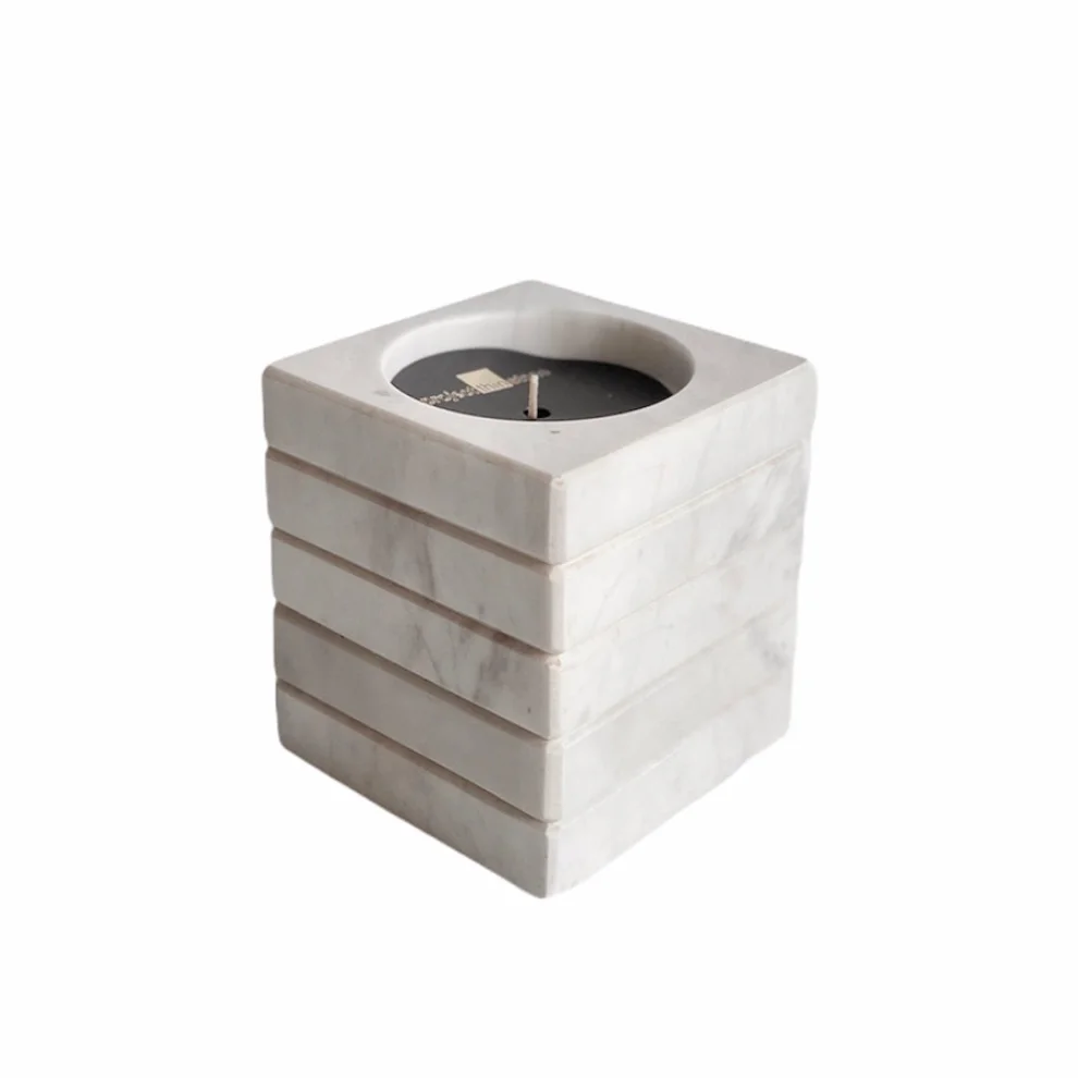 Thinstone - Carrara Marble Cube Candle