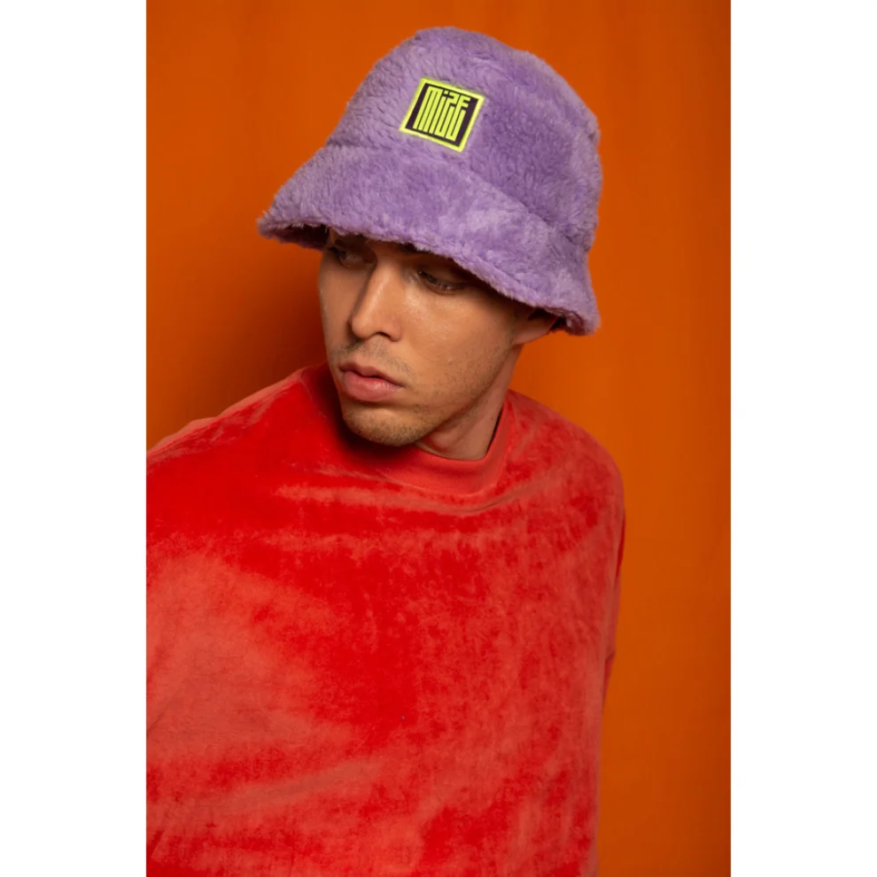 Mizestreetwear Cottom Candy Bucket Hat hipicon