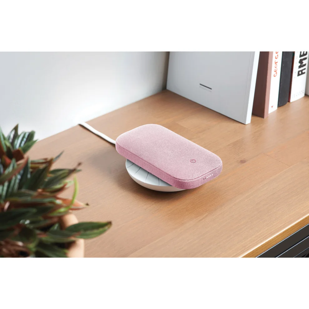 Lexon - Powersound Wireless Charger and Bluetooth Speaker