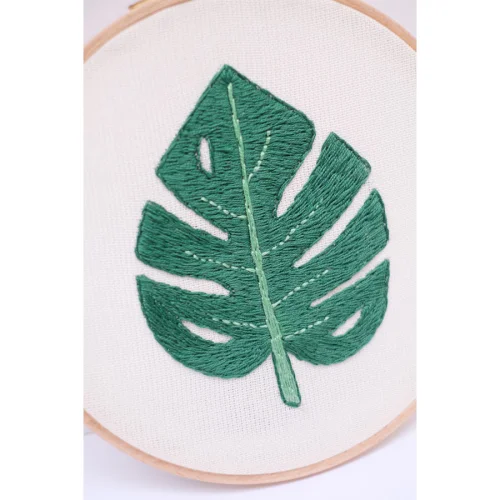 Cocodema - Emroiodery Monstera Hoop