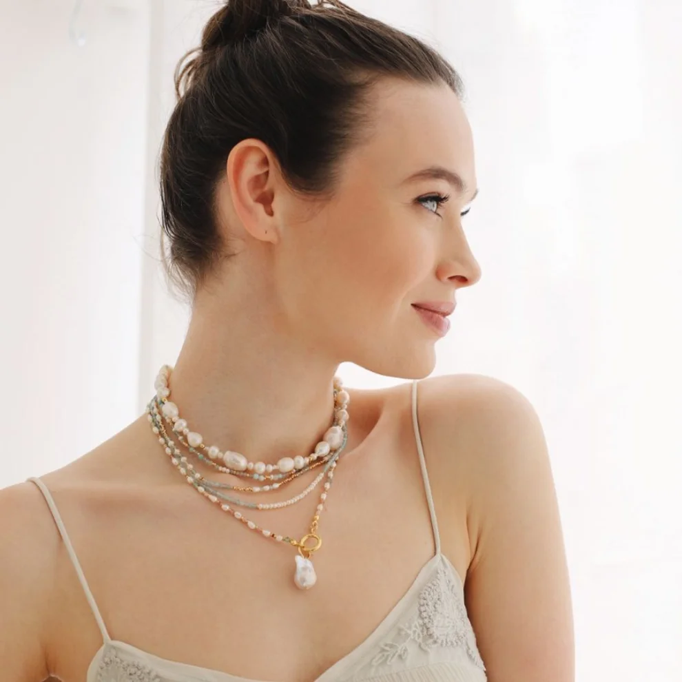 Bonjouk Studio - Calypso Baroque Pearl Necklace