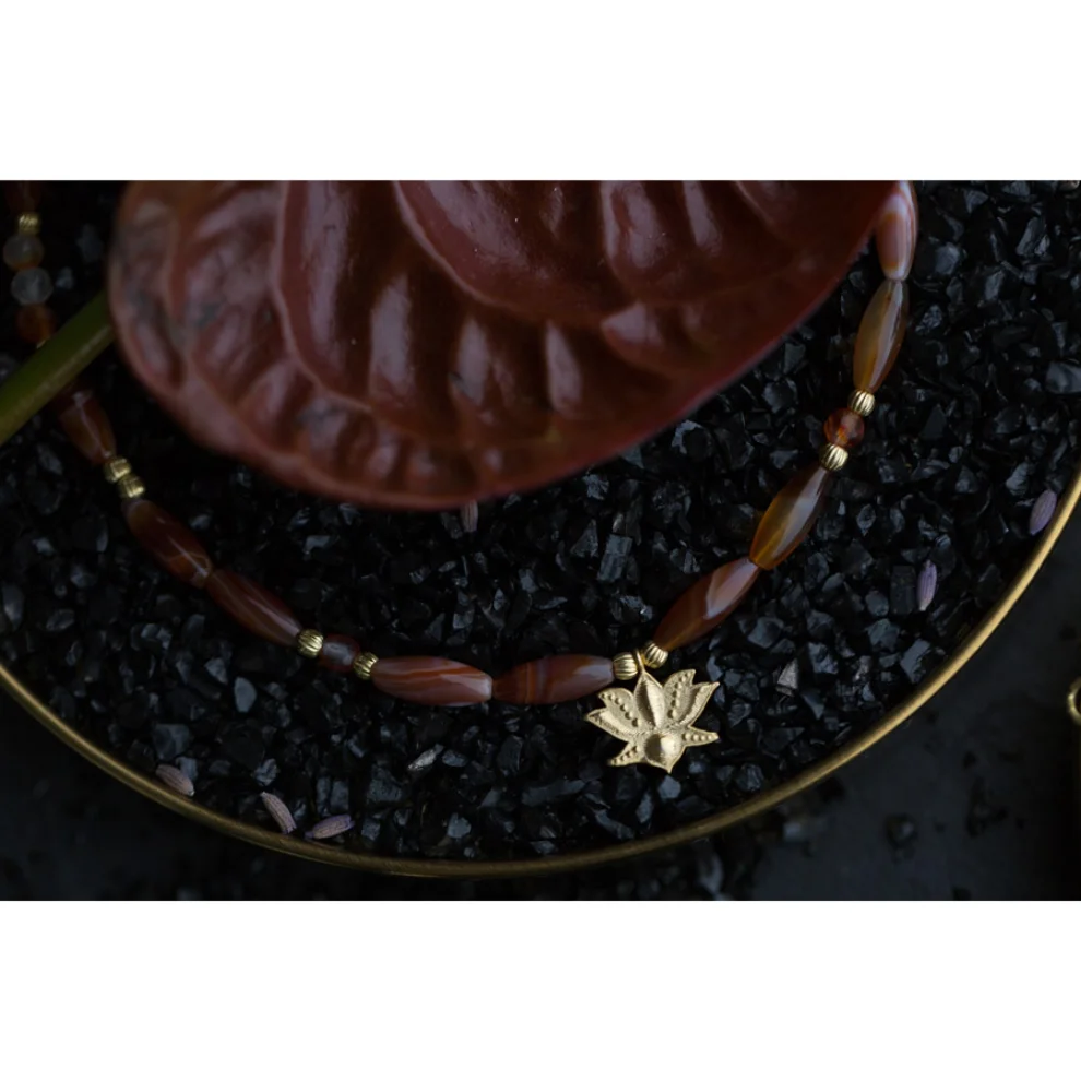 Dila Özoflu Jewelry - Lotus Necklace