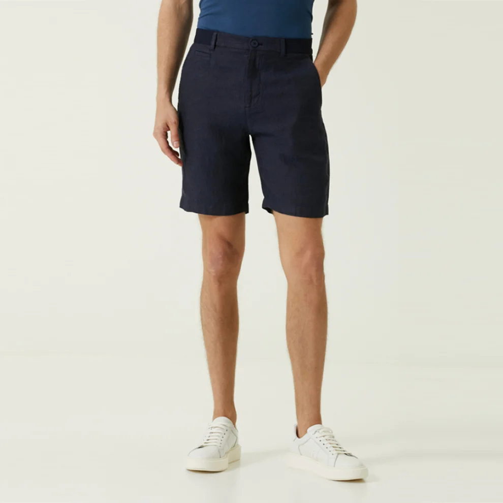 Fiji - Linen Bermuda Shorts