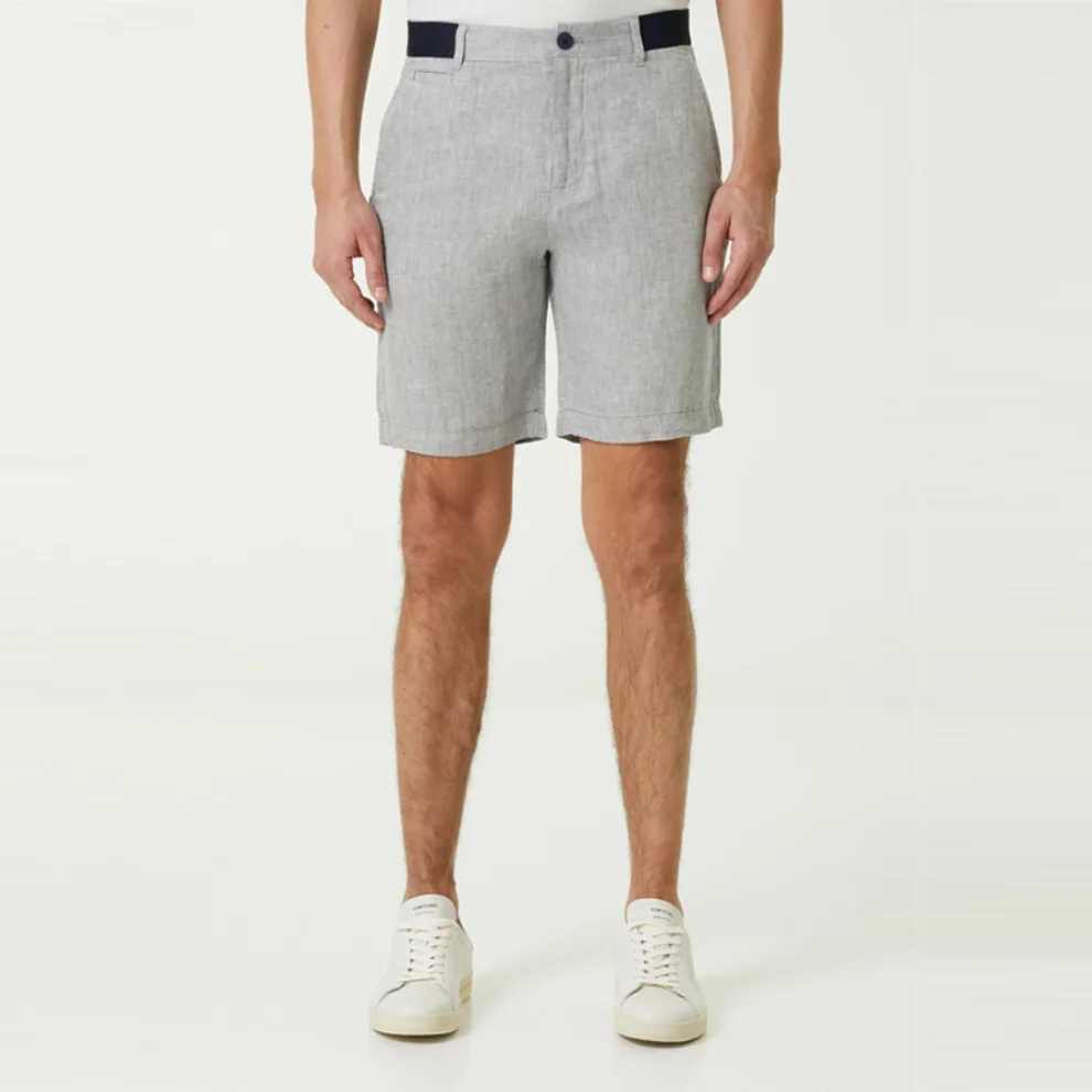 Fiji - Linen Bermuda Shorts