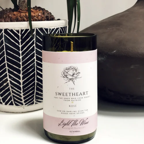 Light The Wine - Sweetheart Candle