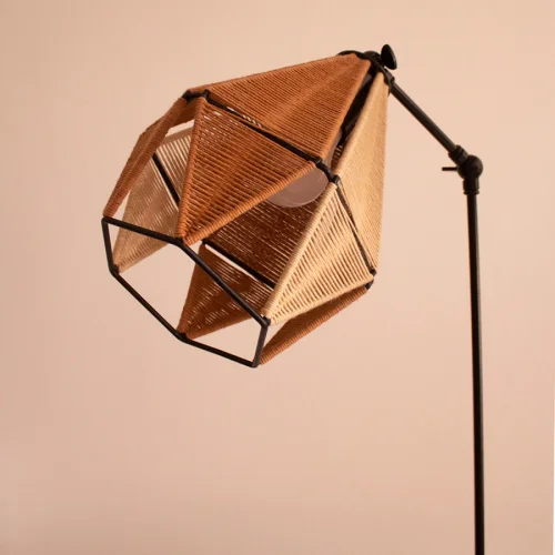 Som Design Studio	 - Deneb Desk Lamp