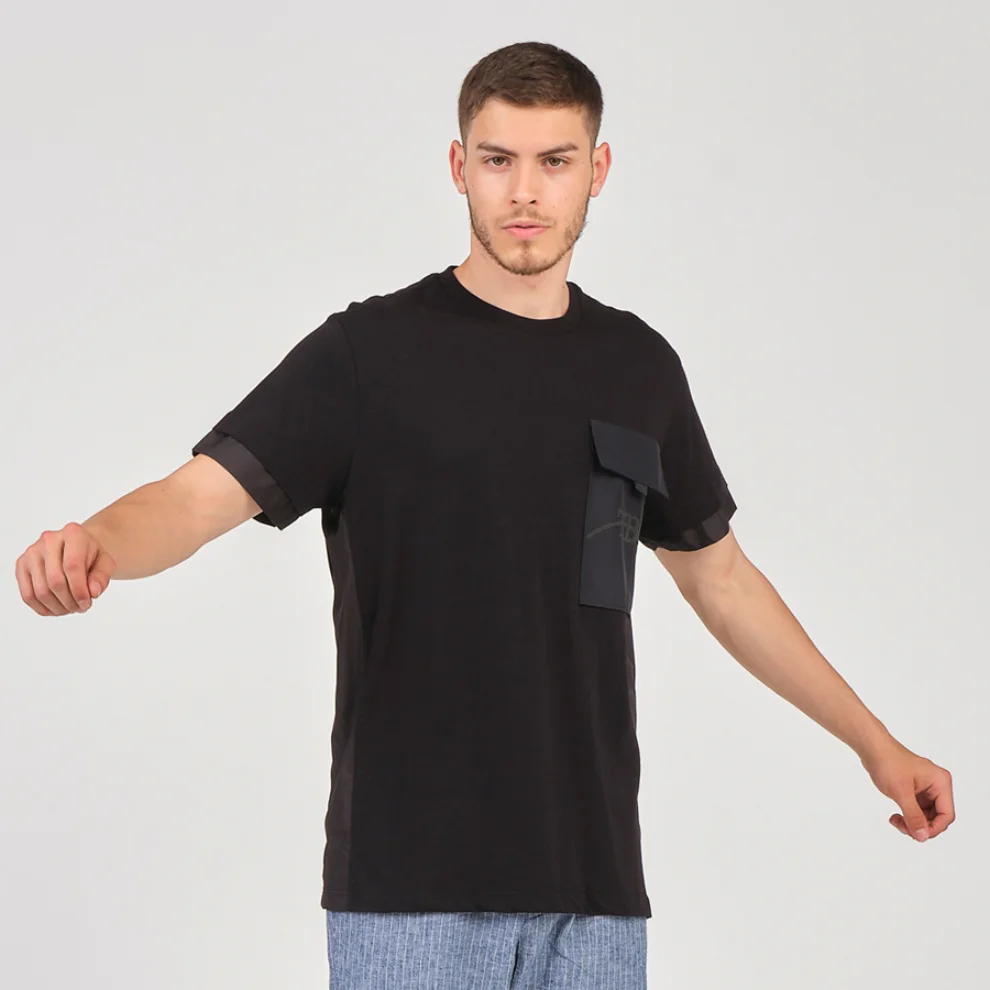 Tbasic - Kapaklı Cep Basic T-shirt