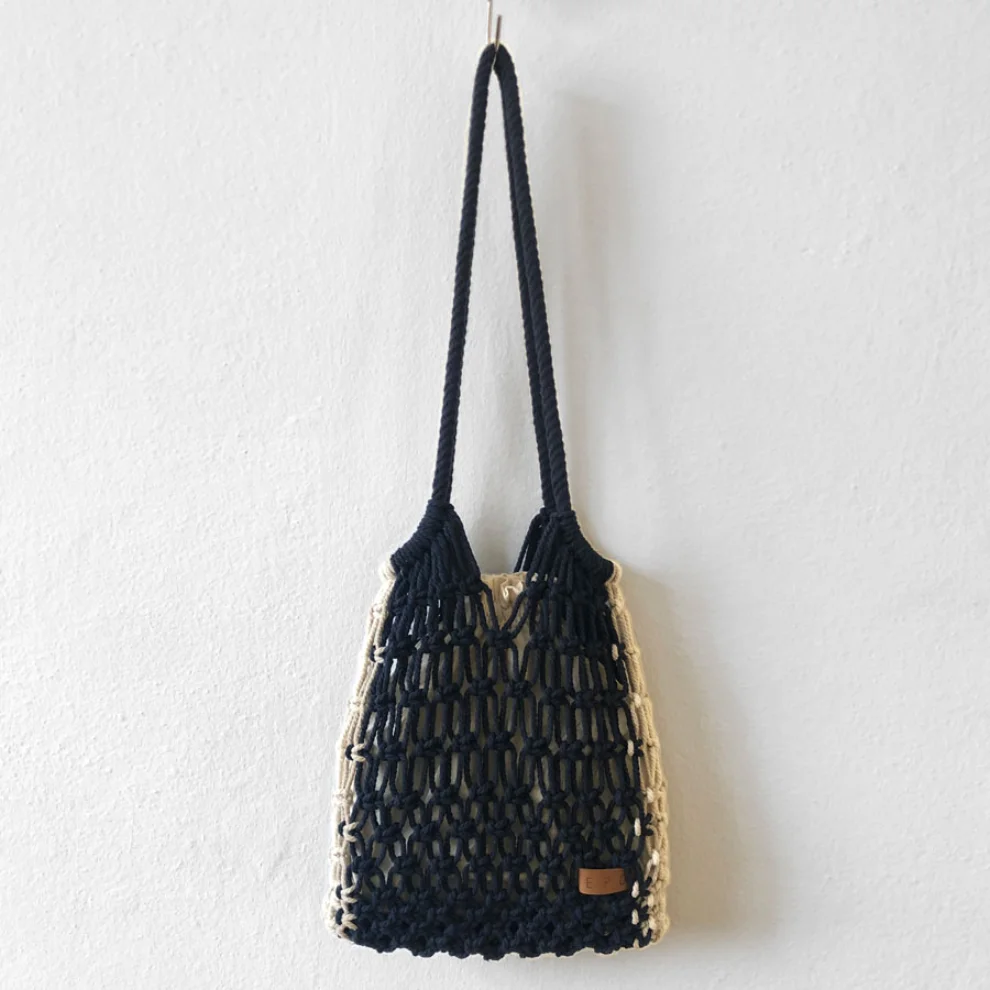 Mila shoulder online bag