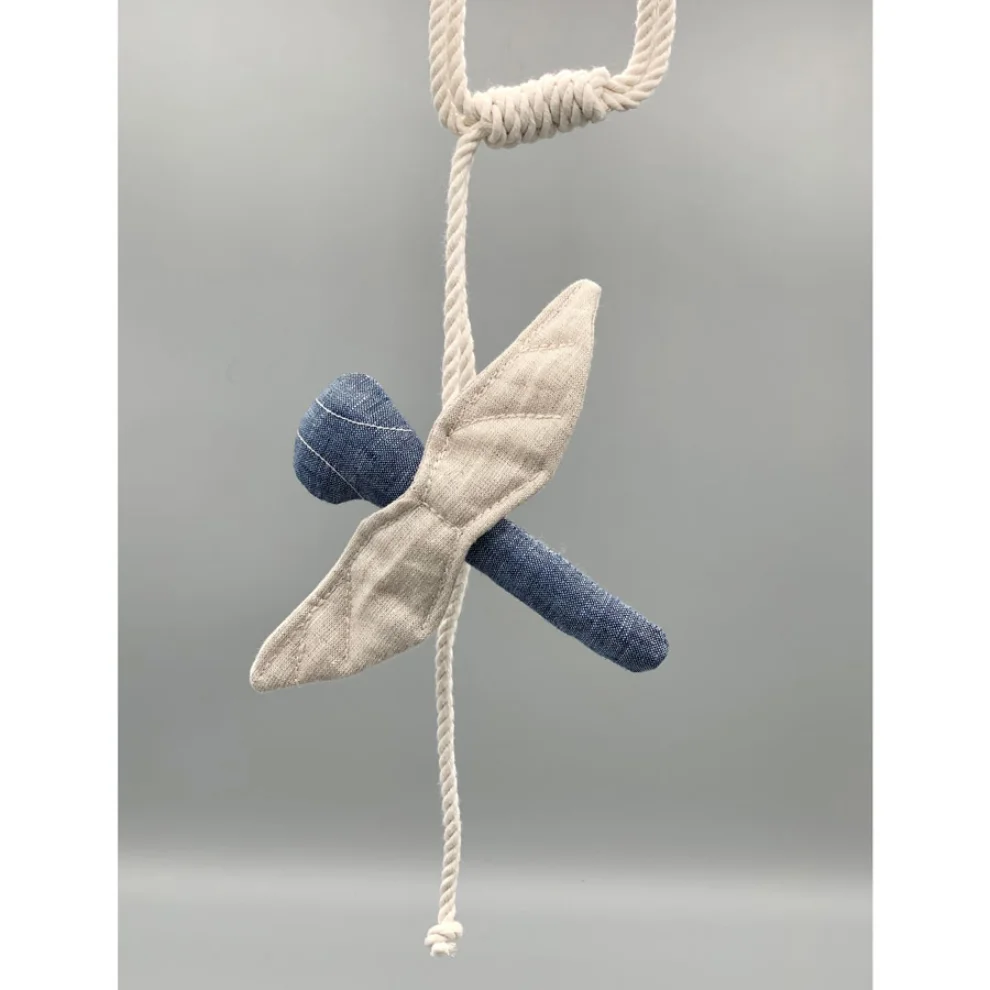 2 Stories - Dragonfly Curtain Holder 