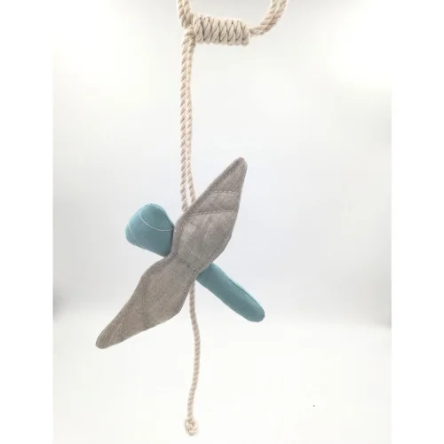 2 Stories - Dragonfly Curtain Holder