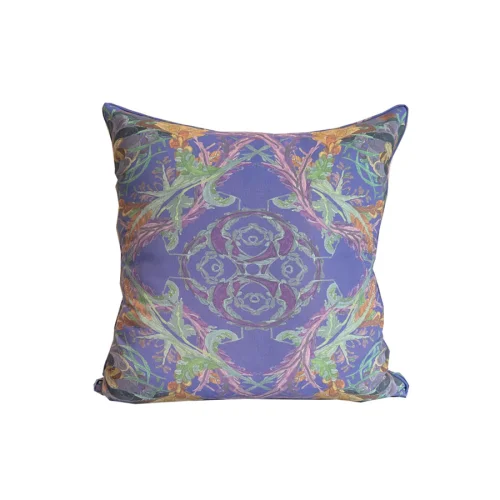 Design Madrigal	 - Lilac 40 Pillow