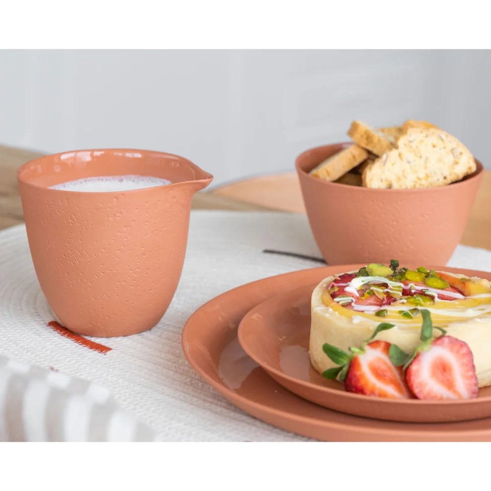 Masuma Ceramics - Tile Creamer