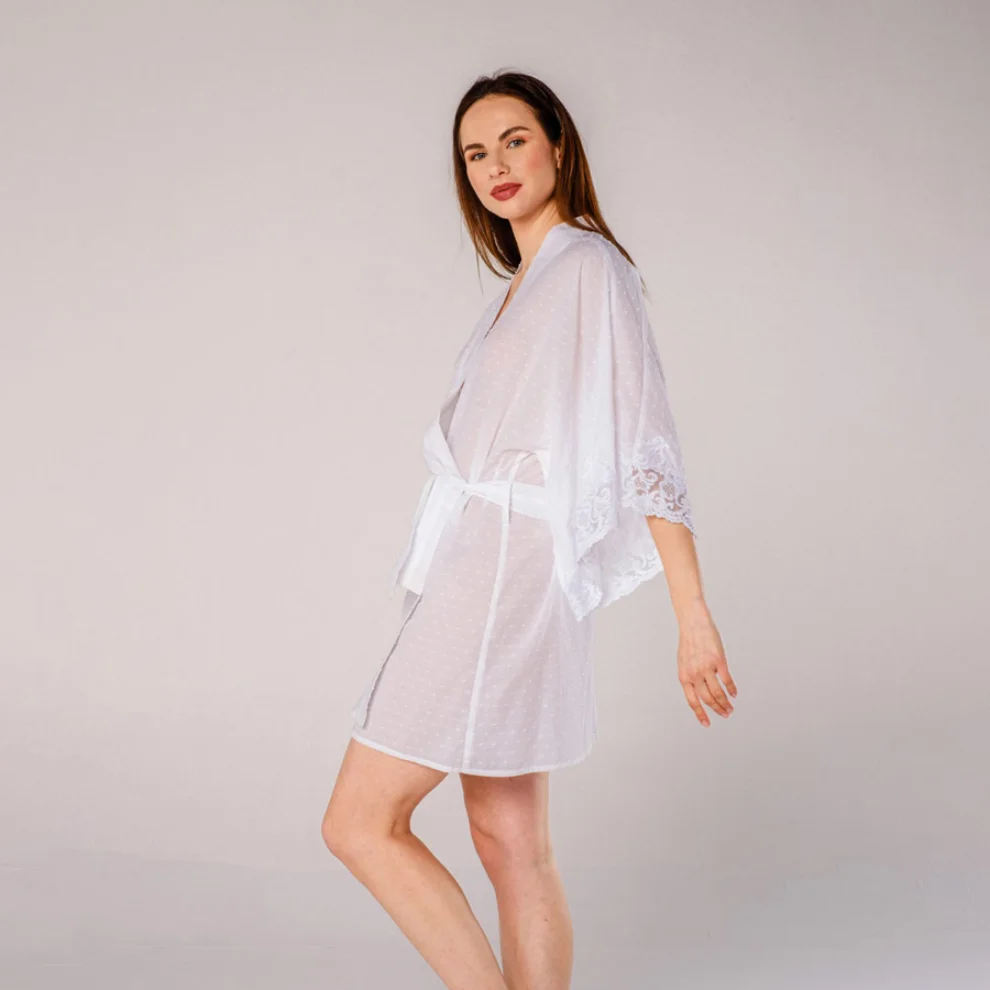 Miespiga - Pearl Lace Kimono Dressing Gown