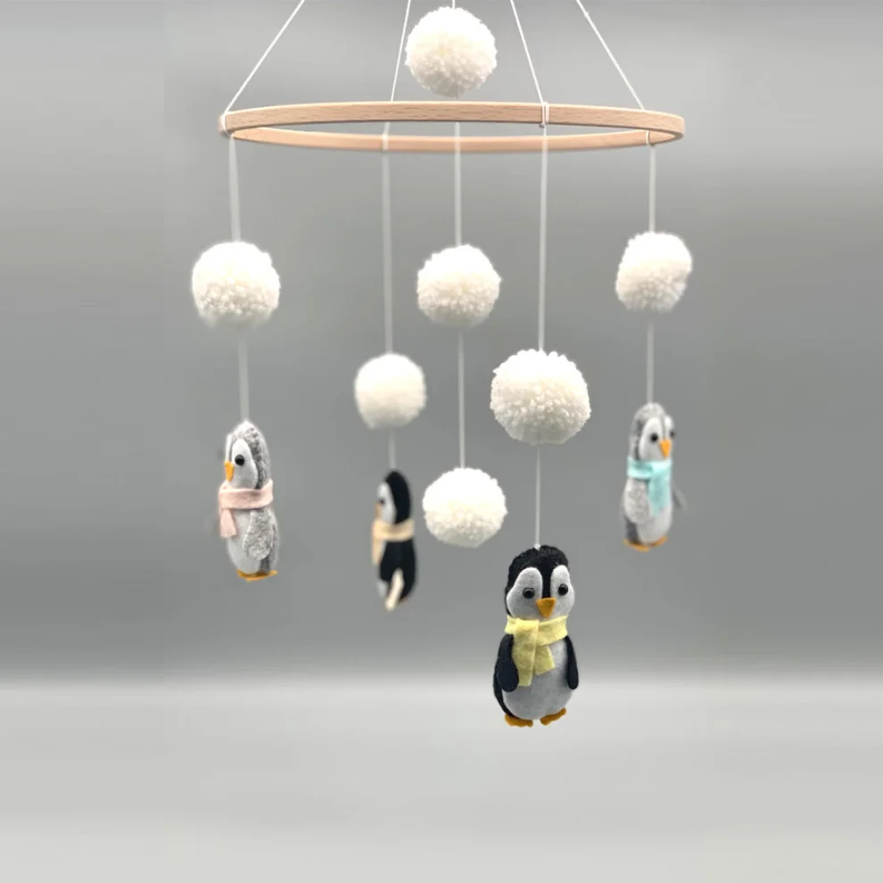 Penguin best sale crib mobile